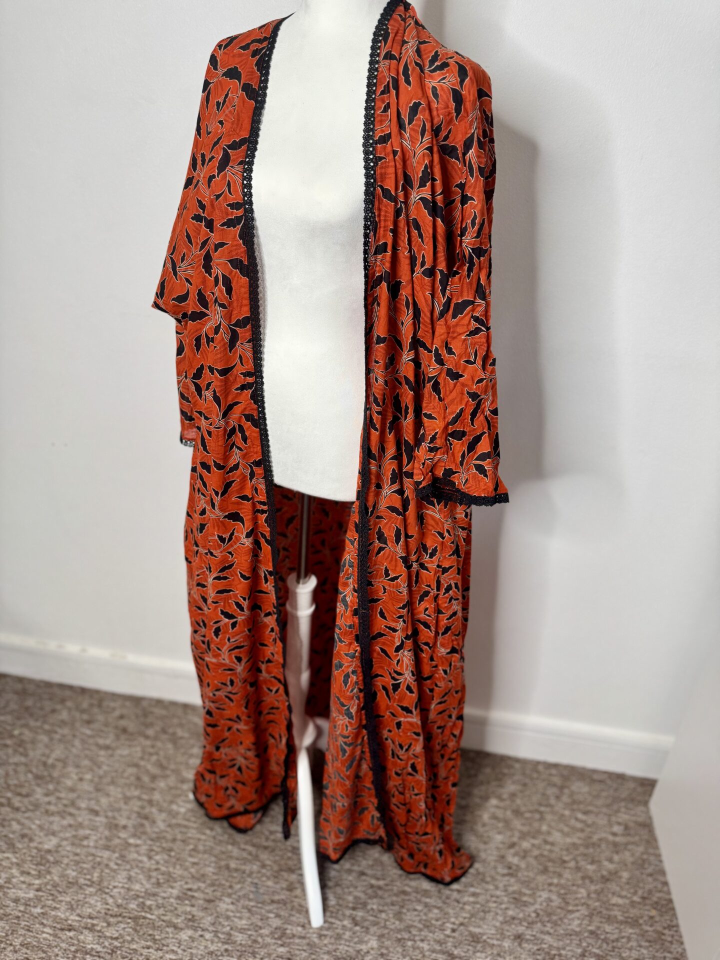 Kimono à motifs orange